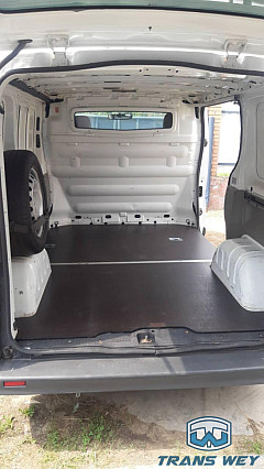RENAULT TRAFIC  1