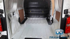 Профессиональная обшивка фургона Citroen Jumpy в Киеве