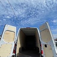 Mercedes-Benz Sprinter L4H2